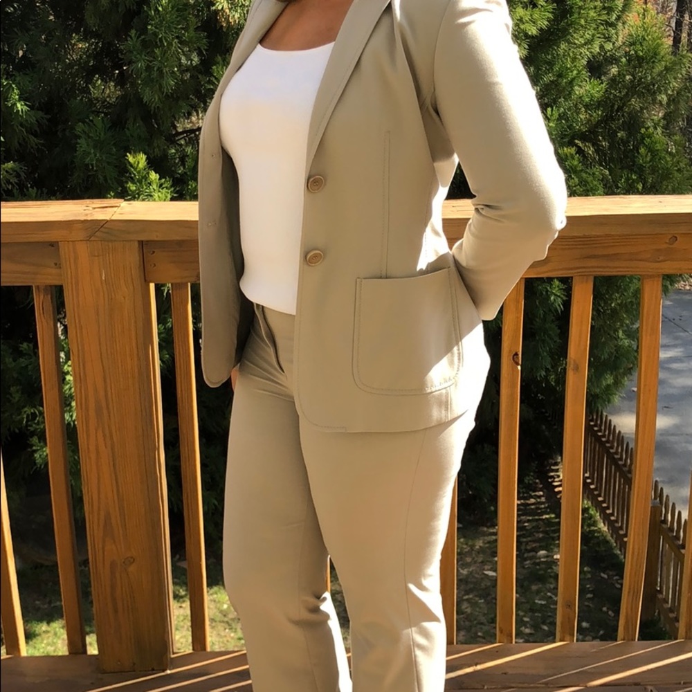 Ann Taylor 2-piece suit